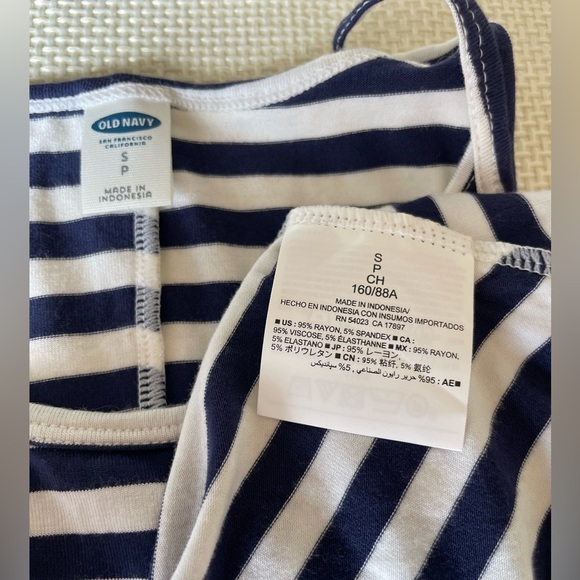 Lot of 2 Old Navy Sleeveless Striped Dresses Size Small Red white blue - Picture 8 of 8